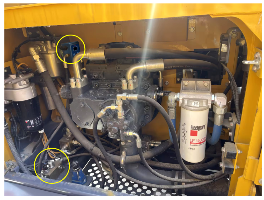 大型挖掘機油液在線監測應用案例：污染度與粘度4合1實時監控助力設備降本增效